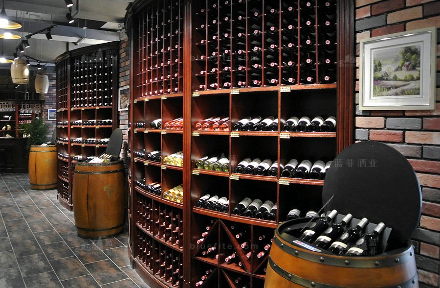 投資開(kāi)紅酒專賣店賺錢嗎